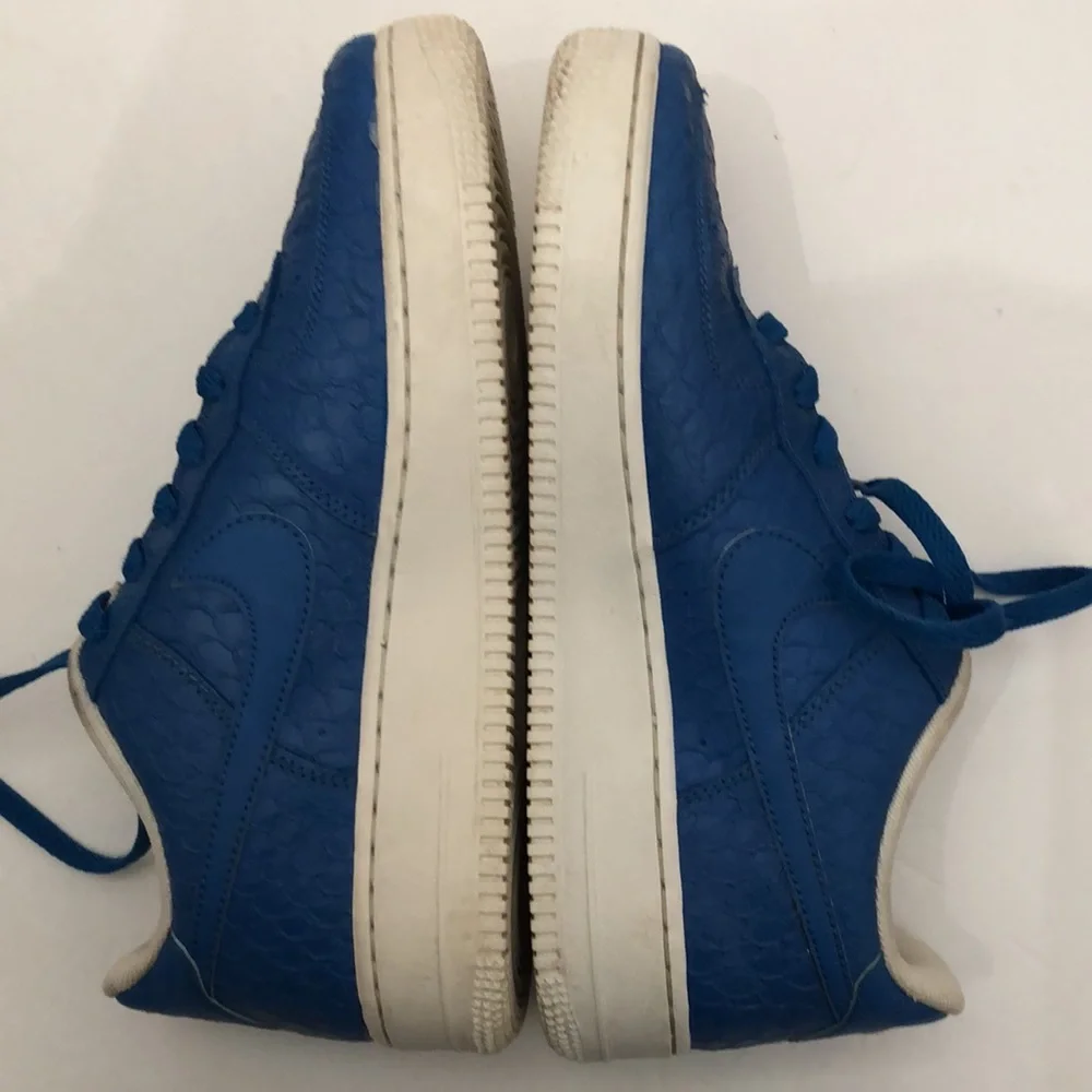 NIKE AIR FORCE 1 LV8 CROCODILE CROC BLUE WHITE MENS-BOYS SIZE 7Y